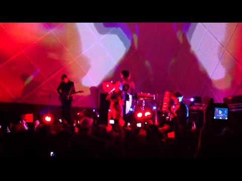 pink_industry-what_i_wouldnt_give_Brazil_2012.MOV