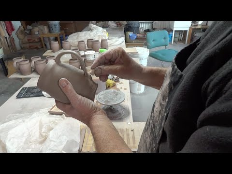 How to apply handles, tips and tricks with Simon Leach