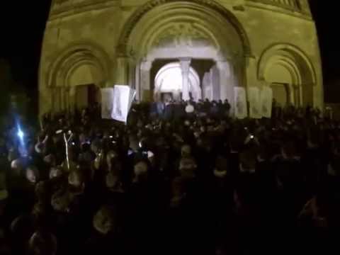 Kyrie des Gueux (Entrée des Routiers) - Vézelay 2014