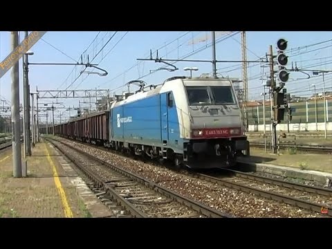 E.483.103 NordCargo in corsa a Milano Lambrate - NordCargo E.483.103 running in Milano Lambrate