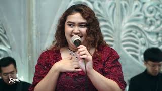 Download lagu Di Dadaku Ada Kamu - Vina Panduwinata | Live Cover by Toscana Wedding Band mp3 Download lagu Di Dadaku Ada Kamu - Vina Panduwinata | Live Cover by Toscana Wedding Band mp3