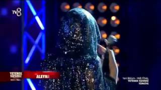 Aleyna Tilki &quot;Yüce dağ başında yanar bir ışık&quot;