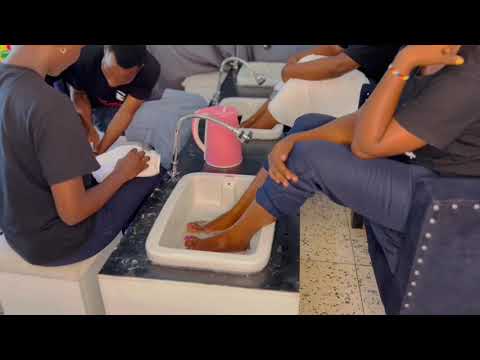 JIFUNZE JINSI YA KUPAKA KUCHA RANGI na  PROCESS zake / PEDICURE TUTORIAL FOR BEGINNERS