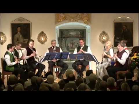 W.A.Mozart,  Menuett Nr. 1, KV 368