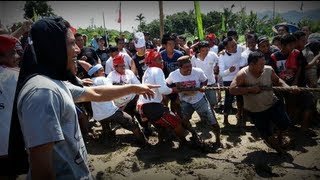 preview picture of video 'Tarik Tambang - Perayaan HUT RI ke-68'