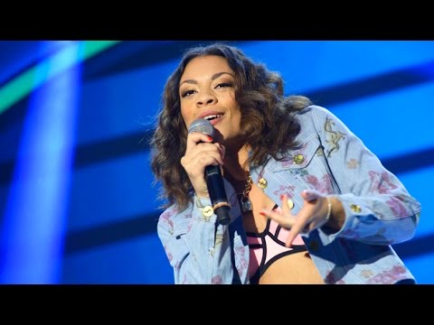 Mollie Lindén sjunger All about that bass av Meghan Trainor - Idol Sverige (TV4)