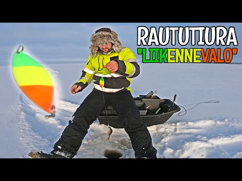 RAUTUTIURALLA AHVENTA UUSILTA PAIKOILTA - KALA HEIKOLLA SYÖNNILLÄ