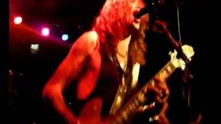Hell City Glamours - 'Trainwreck' Live @ Enigma Bar, Adelaide 18.09.2010 NEW SONG!