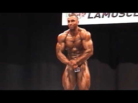 Edilson Oliveira (BRA), NABBA Universe 2010