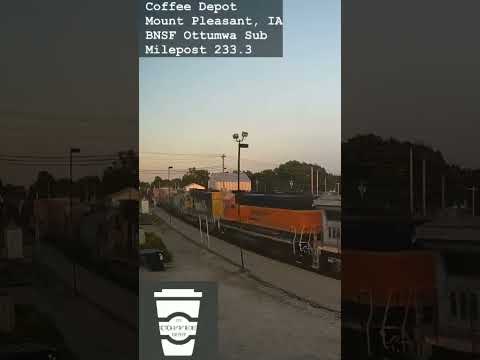 Warbonnet B40-8W Leading WB BNSF Local in Mount Pleasant, IA on July 31, 2023