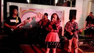 GLADiS - Empty MERMAiD (LiSA Cover) @Teman Fest 2016 I-Hybrid Sultan Agung