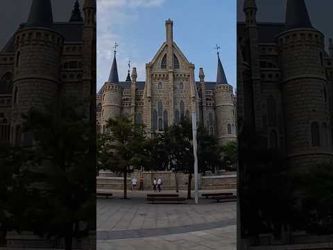 Gaudí’s Palace in Astorga SPAIN #travel #europe #citywalk #spain #slowtravel ￼ #cityguide
