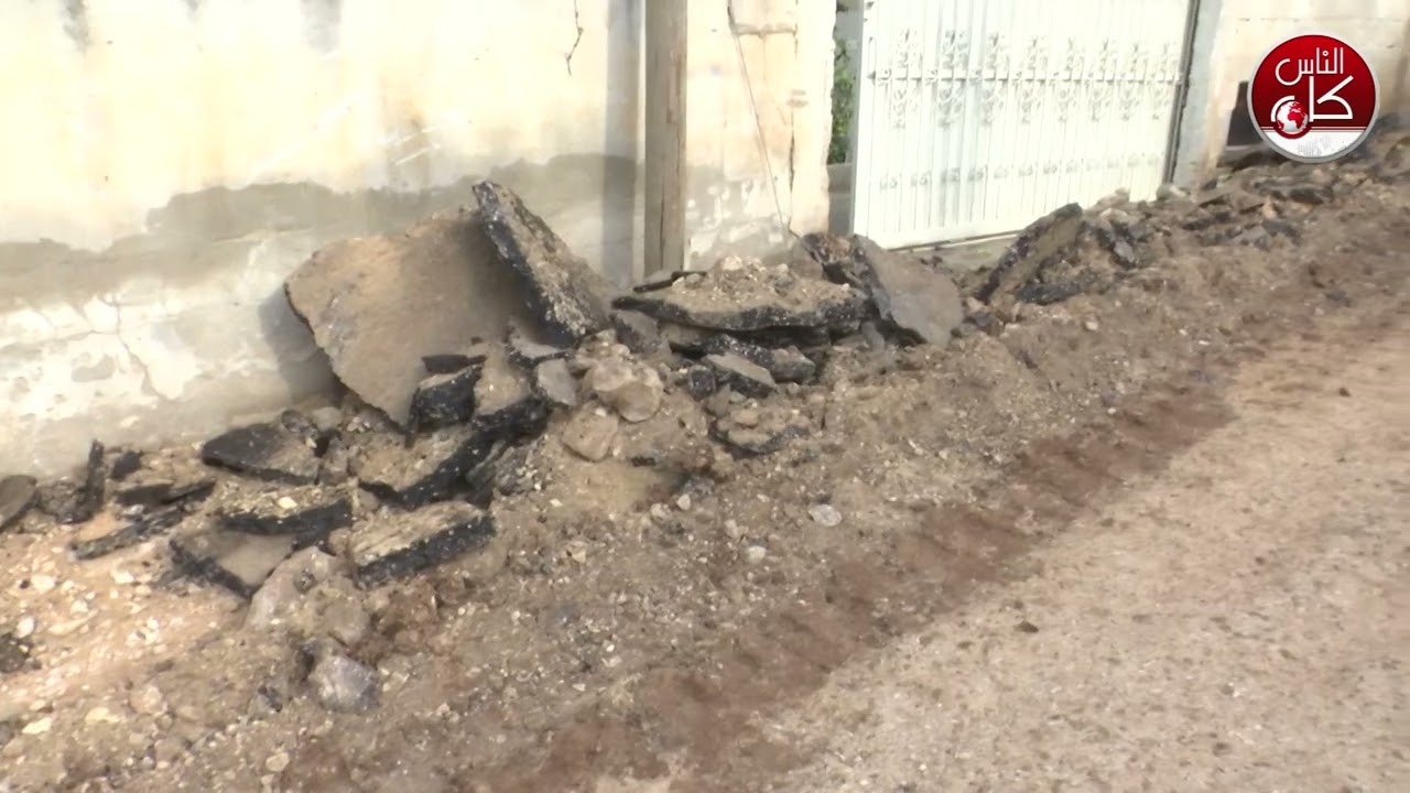 البدء بإزالة آثار الدمار والركام واصلاح بعض الأضرار  في مخيم نور شمس