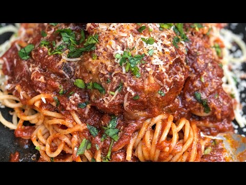 STUFFED MEATBALLS W/ RED WINE SAUCE