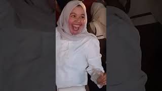 Download lagu Young Banda Aceh Girls Go Crazy Dancing to the Song Boh Hate Bergek at Bustanul Salatin Park mp3 Download lagu Young Banda Aceh Girls Go Crazy Dancing to the Song Boh Hate Bergek at Bustanul Salatin Park mp3