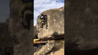 Video thumbnail de Problem 19 Left (El Turonet), 6a+. El Cogul