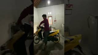Download lagu katanya mau ngajak main kok masih tidur ? #shortvideo #shortviral mp3