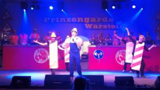 preview picture of video 'Jetzt wackelt auch der Dom: Live beim Prinzengardenkarneval Warstein 2013'