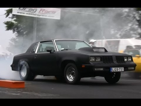 Oldsmobile Cutlass 7.5 V8 Vs. Chevrolet Camaro HD