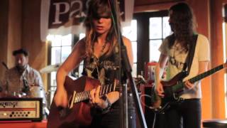 Nicole Atkins &amp; The Black Sea - You Come To Me - 3/17/2011 - Stage On Sixth