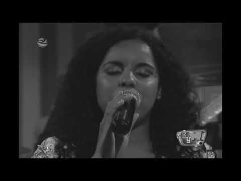 Danay Suarez  -  Dejando al Mundo - Vivo  en TV - Programa 23 y M