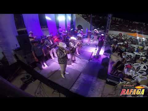 Prendido a un Sentimiento y Noche de Banda En Vivo banda Ráfaga
