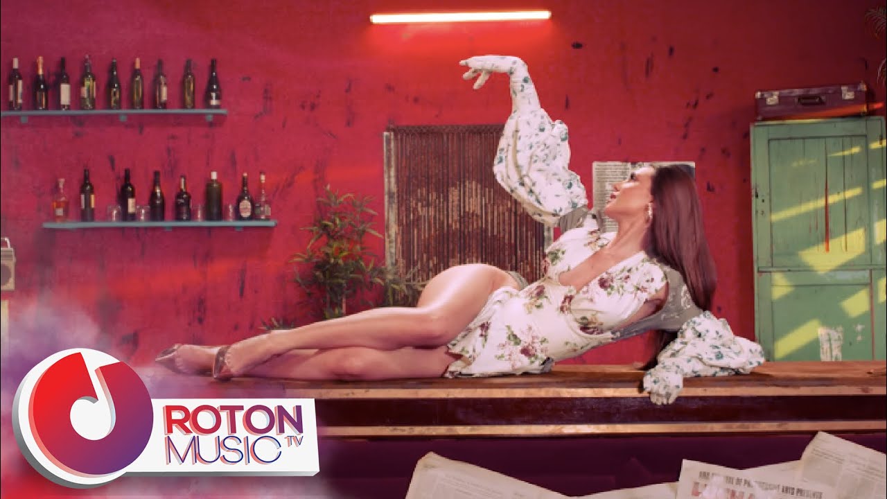 Sait Esmeray x Otilia — Tu Locura (Kill ‘Em)