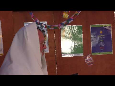 Rabbi David Bar-Hayim Davens in the Sukkah (Mincha, Nusach Eretz Yisrael)
