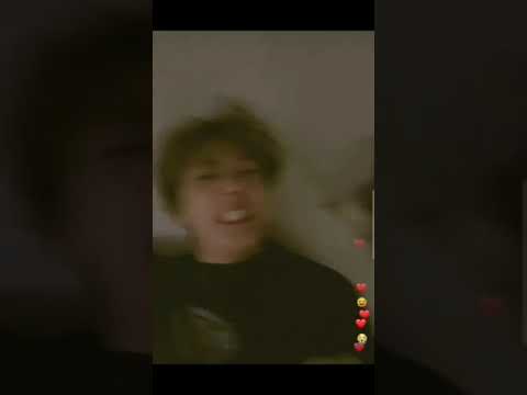 ngapain sih kamu ganteng😍😅