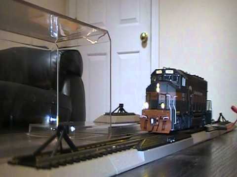 Guilford Runs Again GP40-2W 519