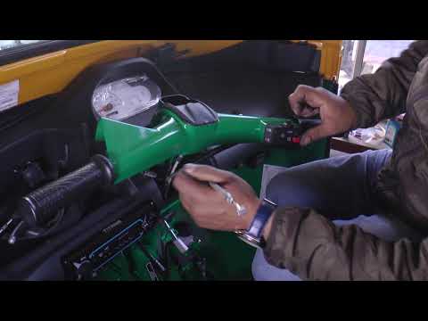 How to find the clutch cable in Piaggio Porter Maxxi
