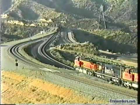 Classic Railroad Series 85 - Silverwood Connecter in servoce June 28, 2001