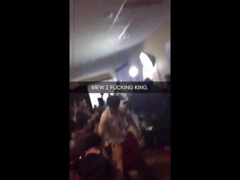 Smash and Splash 2: Mew2King reverse 3-0s Wizzrobe (last stock, crowd view)