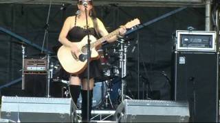 Amber Cashel - Sapphire Eyes (Live @ The Garden Party, 13th March 2010)
