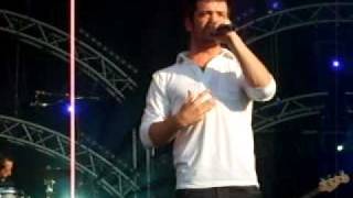 gregoire&quot;Sauvé le monde&quot; en live