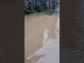 MORADORES DO BAIRRO MORADA DO SOL E HORTA DA PREFEITURA ESTÃO ILHADOS E COM MEDO DO LAGO CALAZAM  ESTOURAR NO SENTIDO DA ESCOLA DA SENHORINHAS