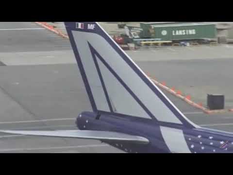 The Alitalia B747 chocolate box