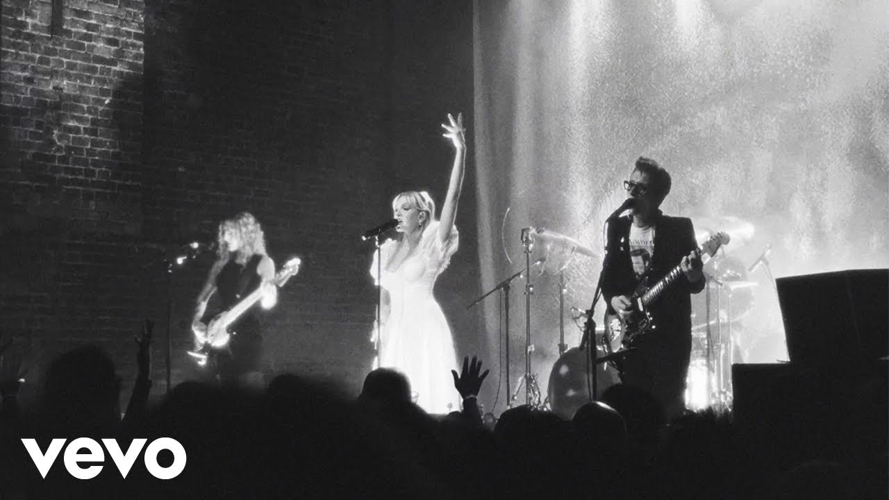 Sunday (1994) - Devotion (Alive In London)