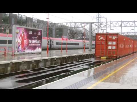 FreightLiner 86604 & 86605 Pass Stafford Hauling an InterModal 7/4/14