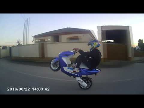 Wheelies - Ultraracing HJA - Primer video