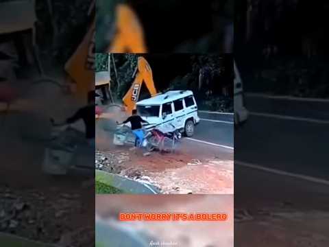 G wagon vs Mahindra bolero #mahindra #mercedes