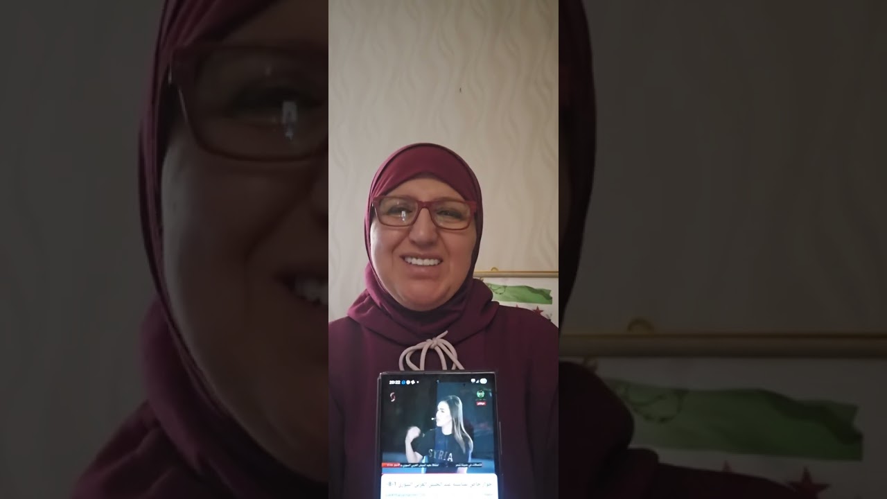 اتصالي مع الفنان المؤيد توفيق اسكندر  الذي ترك التمثيل والتحق بجيش بشار الاس?