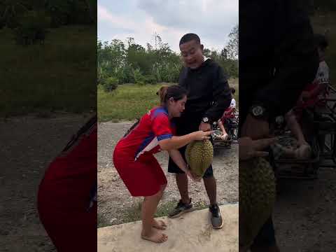 ลูกรักของพ่อ 😂#รถถังของพี่ #ครอบครัวหรรษา #กลัวรึส่ำเมีย #familyvlog #prankvideos #viralvideo #funny