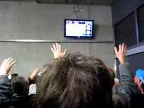 PSV fans juichen voor de herhaling