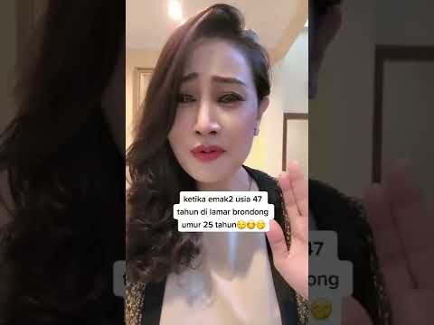 Emak Emak Dilamar Berondong #shorts