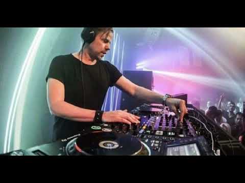 Ferry Corsten - Live at Creamfields - 2010