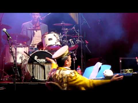 Rainald Grebe & Orchester der Versöhnung - Diktator der Herzen