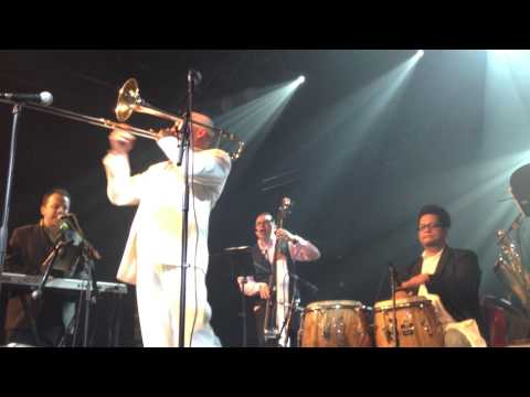 Jimmy Bosch *** Homenaje a Cheo Feliciano *** El raton *** 19 avril 2014 @ Marseille Docks des suds