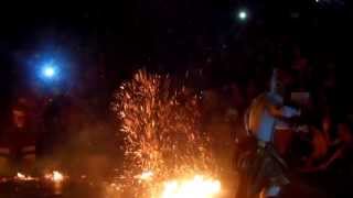 ウルワツケチャダンスのハヌマン戦闘シーン　【バリ島現地旅行会社バリチリ】