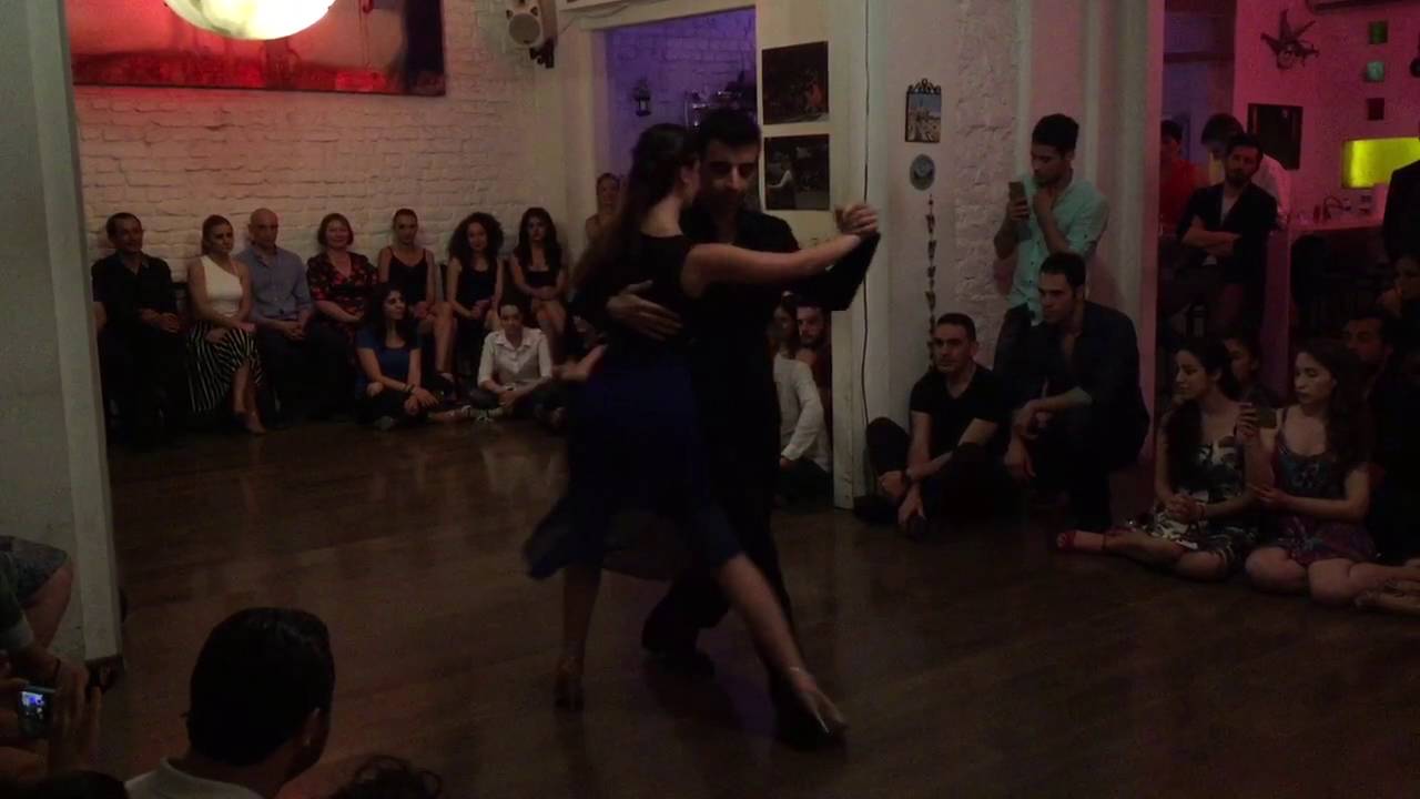 Hüseyin Özmen & Ezgi Bilbay @333 (Social Heroes 15.06.2016)